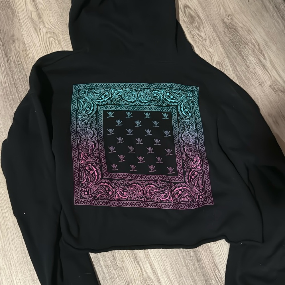 Shreddy Crop Top Sweatshirt 🏂